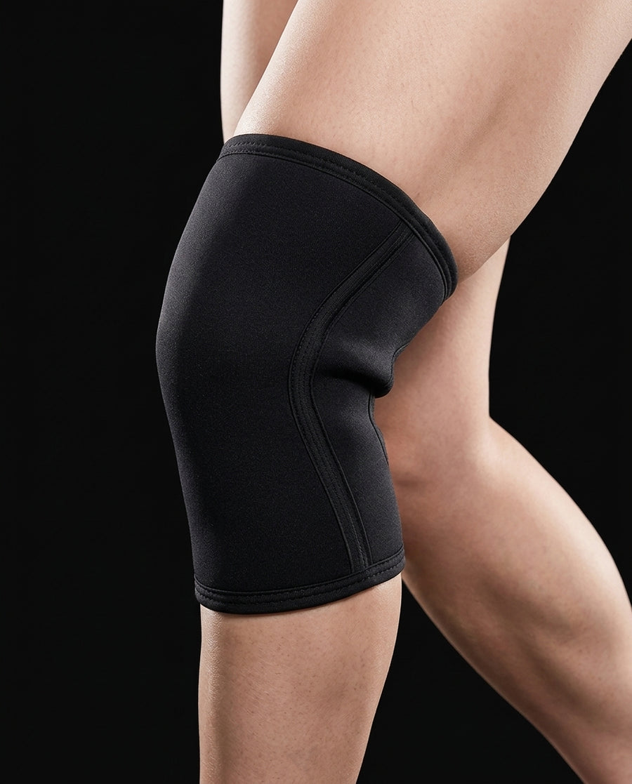 Knee Brace - Black Detail